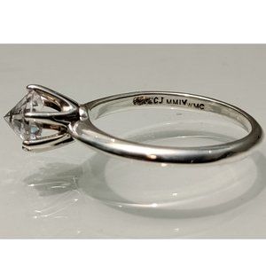 Vintage 10k White Gold 6mm Round Upside Down CZ 6 Prong Solitaire SZ5.75 Ring